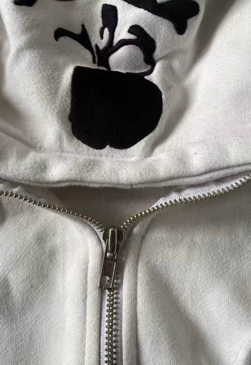 SKULLY ZIP-UP (BLACK/WHITE)