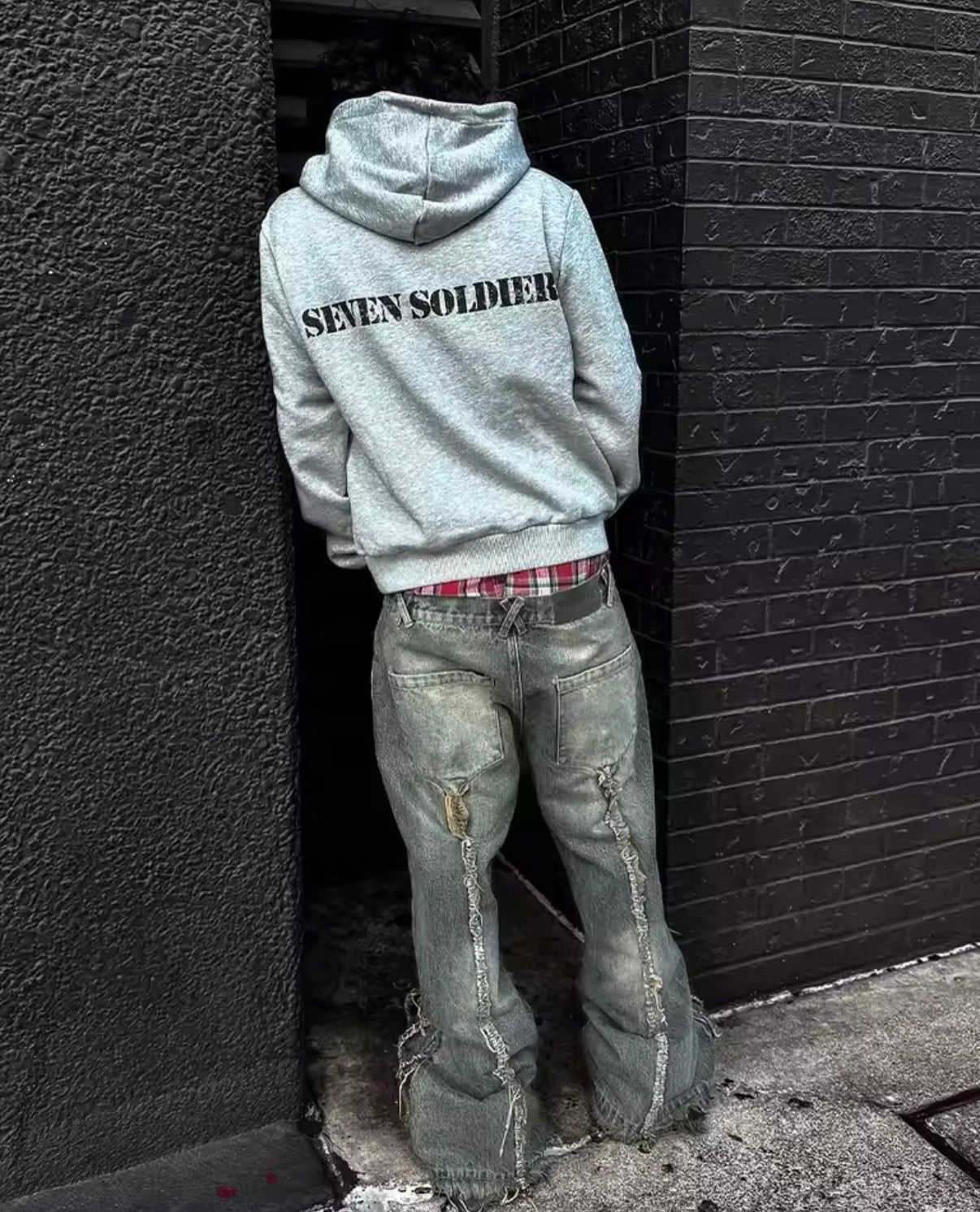 SEVEN SOLDIER HOODIE