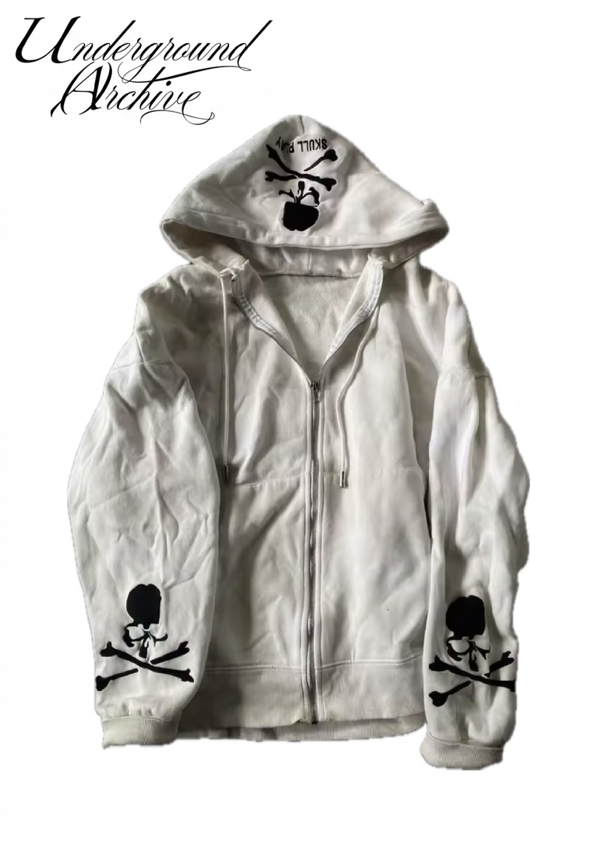 SKULLY ZIP-UP (BLACK/WHITE)