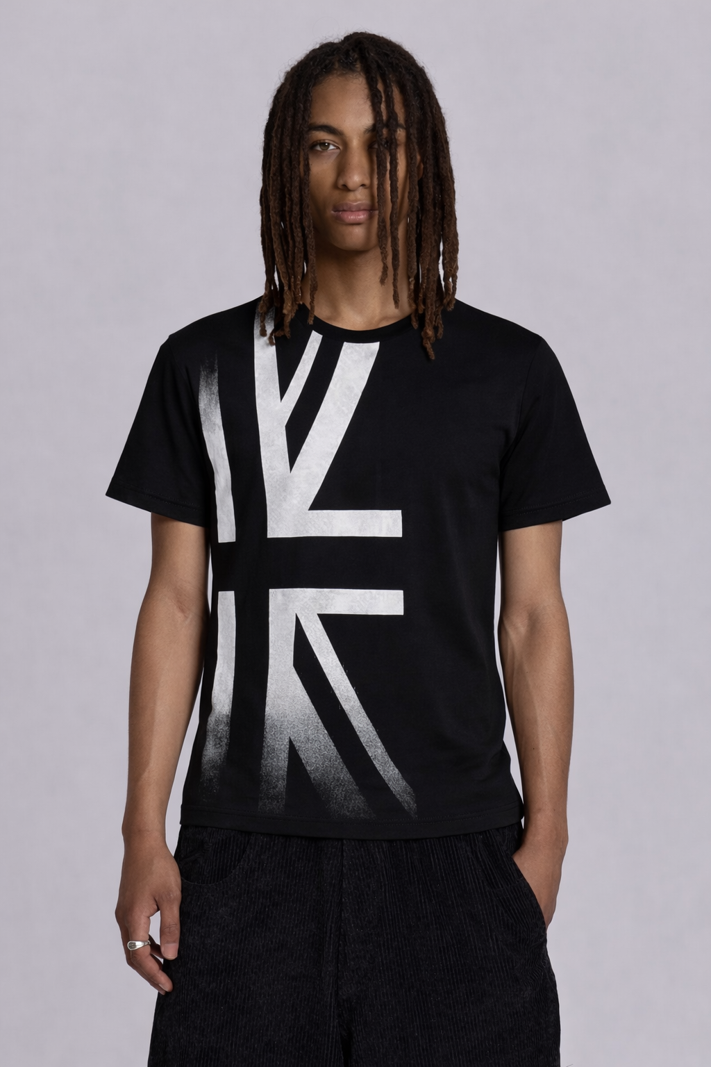UNION JACK, BLACK ON BLACK TEE <3